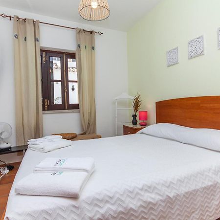 J - Casa Do Farol Guesthouse Λάγος Δωμάτιο φωτογραφία